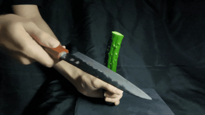 Cucumber cut cleanly